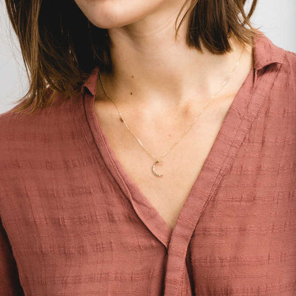 Yewelorat Gold Modern Necklace